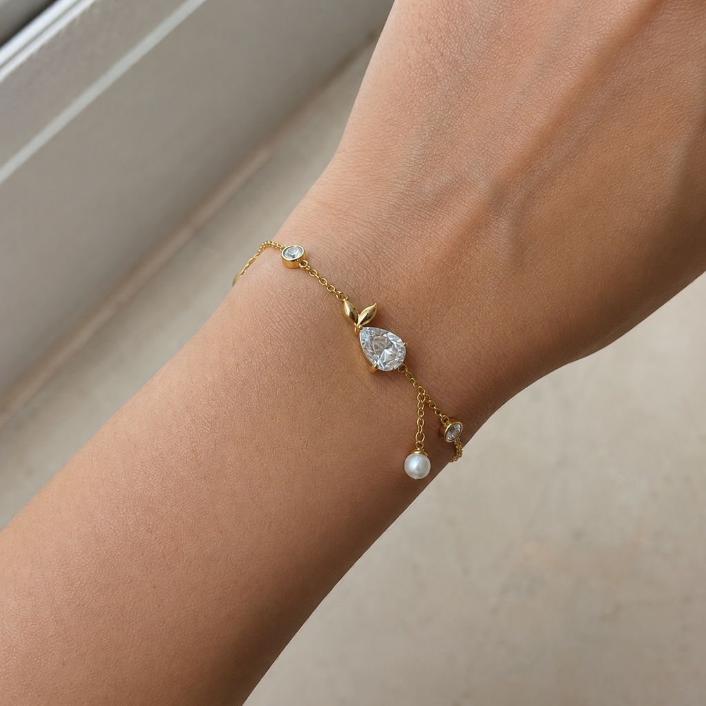 Evelyn Pearl Charm Bracelet