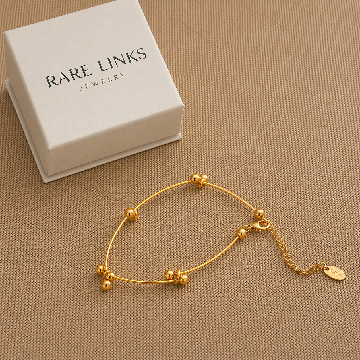 Vivienne Gold Link Bracelet