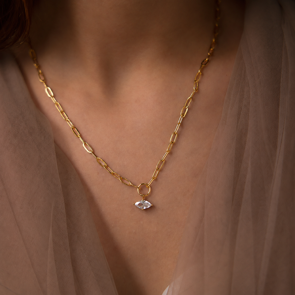 Aurélie Marquise Solitaire Necklace