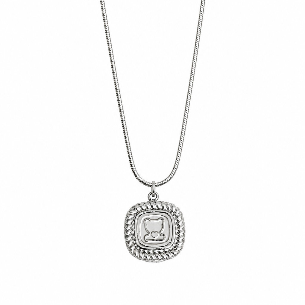 Charlotte Vintage Teddy Snake Chain Necklace