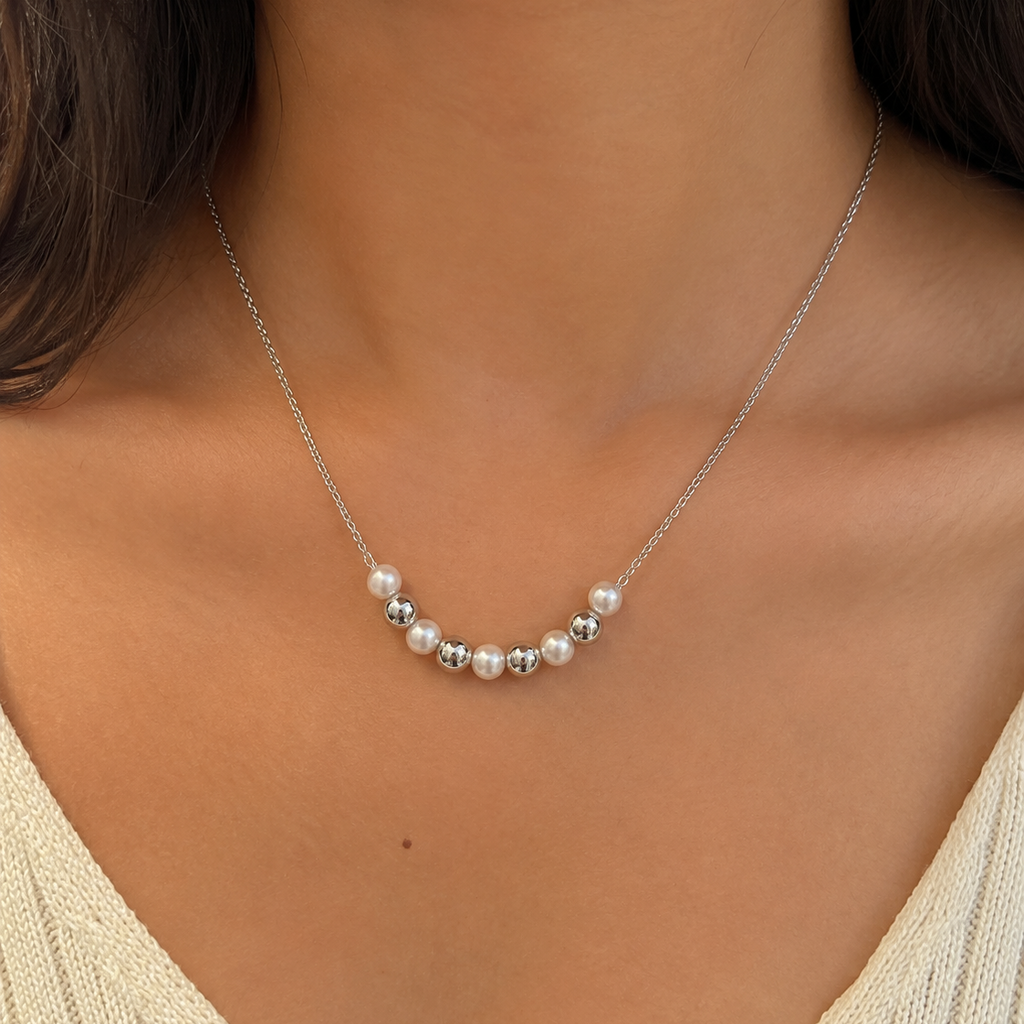 Clara Pearl Beaded Minimal Necklace