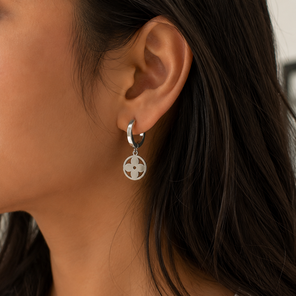 Vienna Clover Charm Hoop Earrings