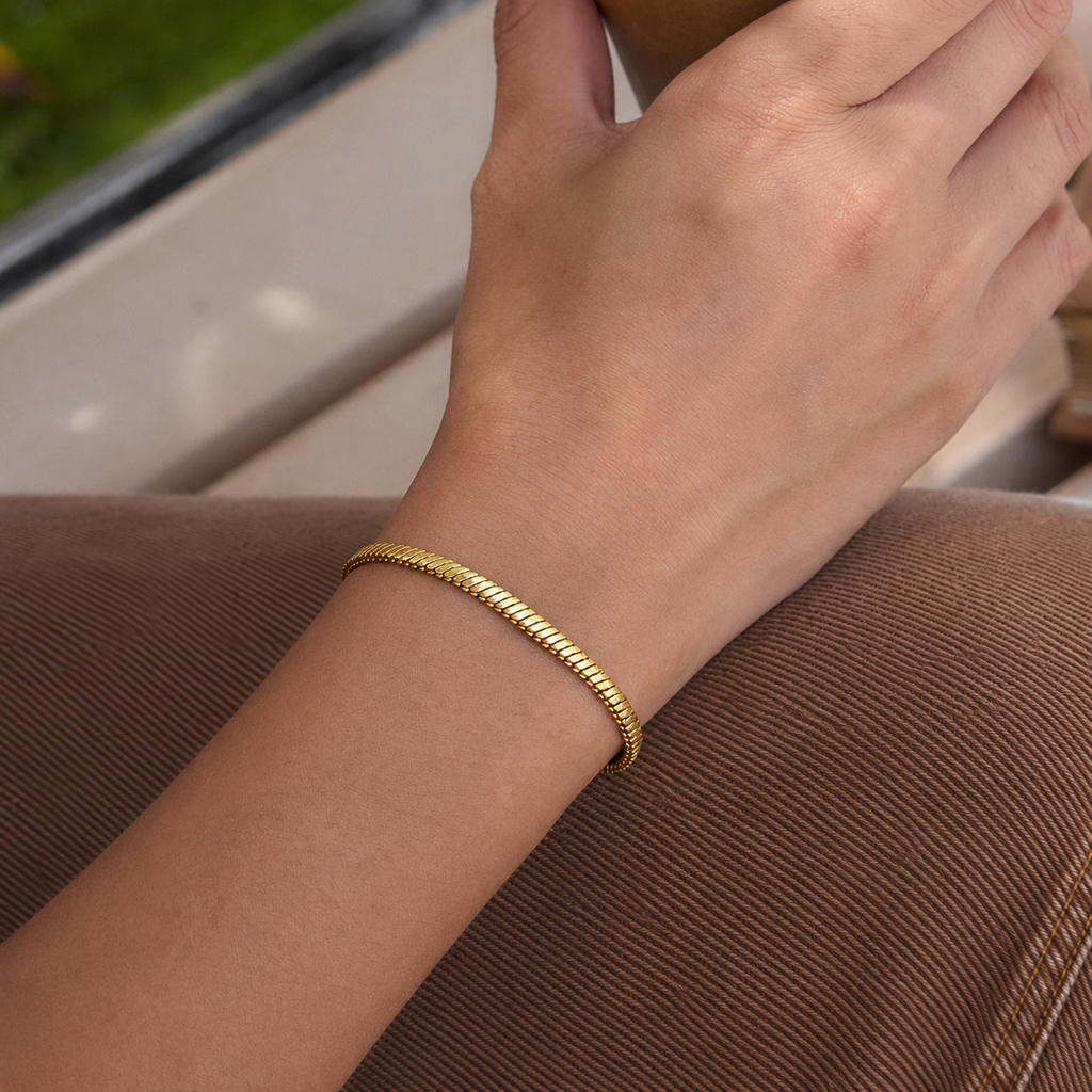 Mila Gold Snake Chain Bracelet