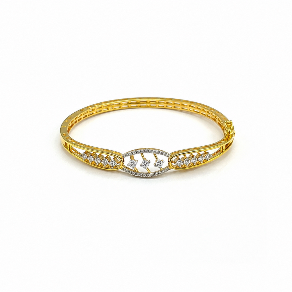 Arvyn Leaf Motif Gold Bangle