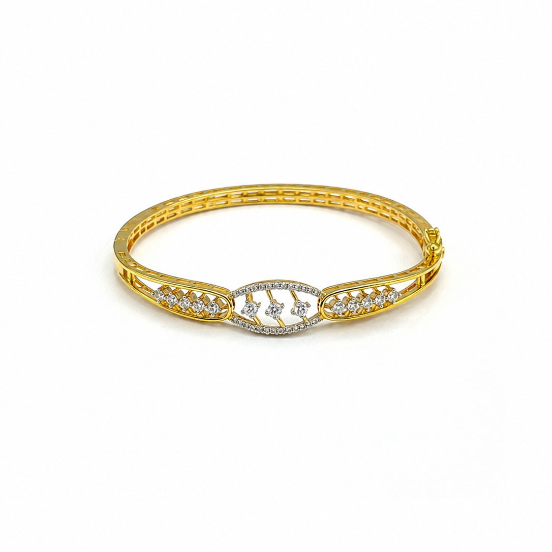 Arvyn Leaf Motif Gold Bangle