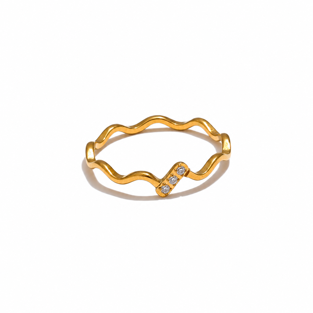 Kiara Wavy CZ Ring