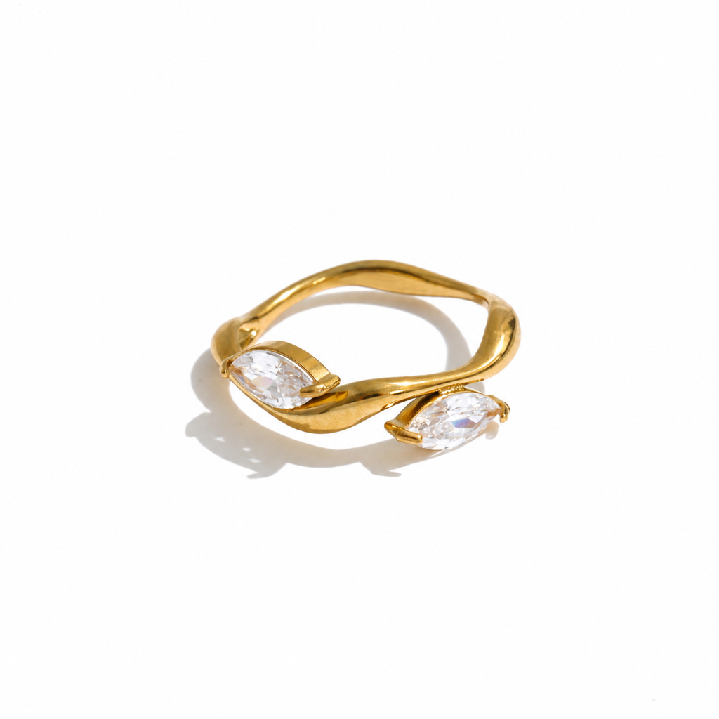 Kiara Double Pear Stone Crossover Ring