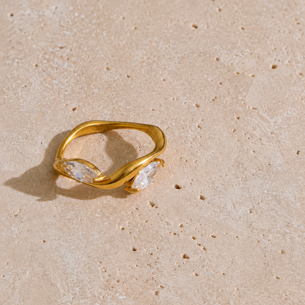 Kiara Double Pear Stone Crossover Ring