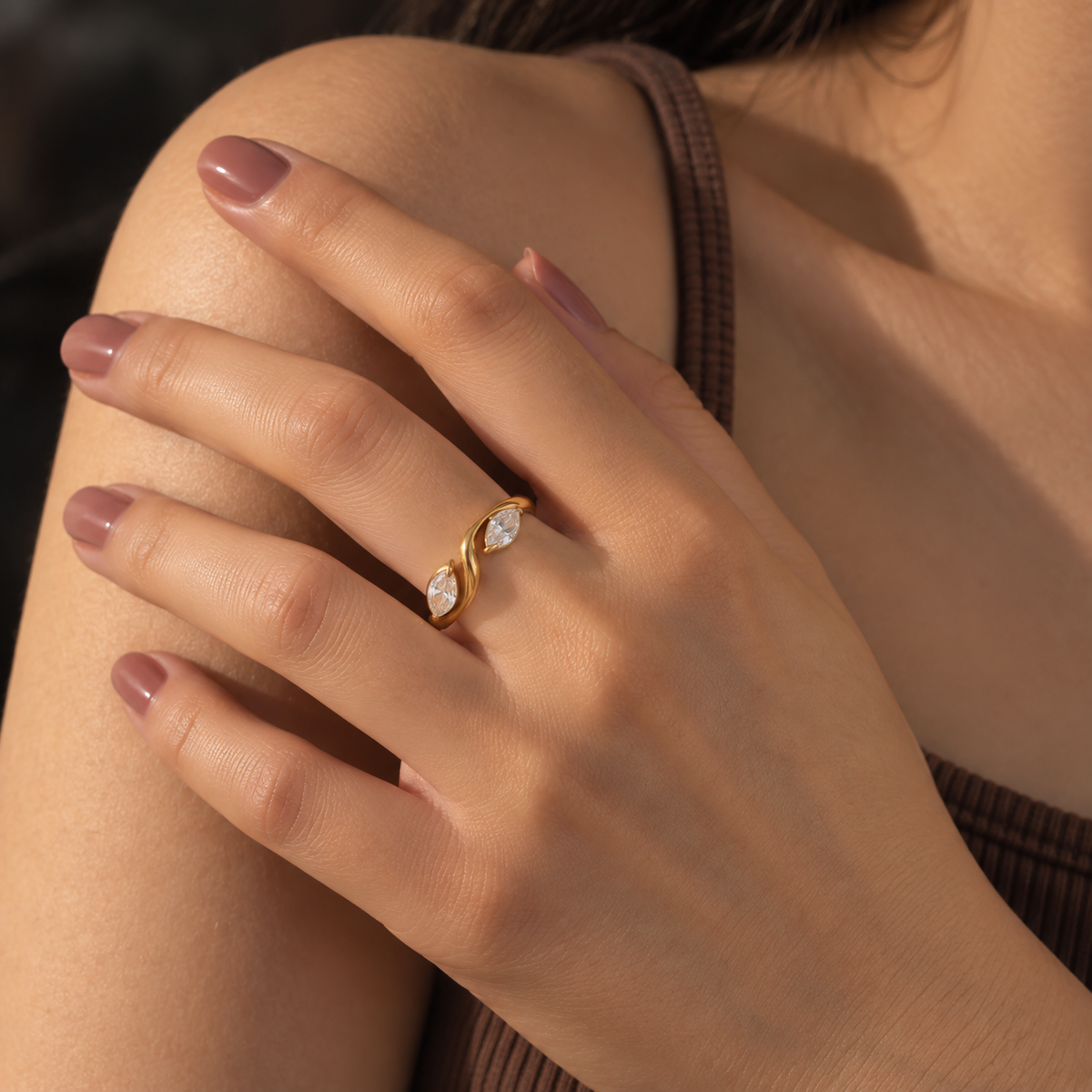 Kiara Double Pear Stone Crossover Ring