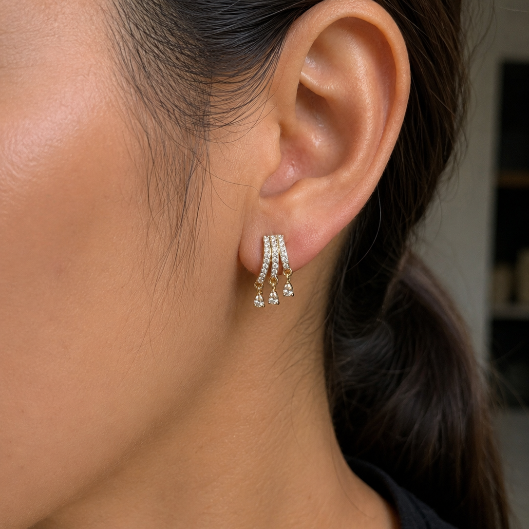 Valer Triple Curve Tassel Earrings