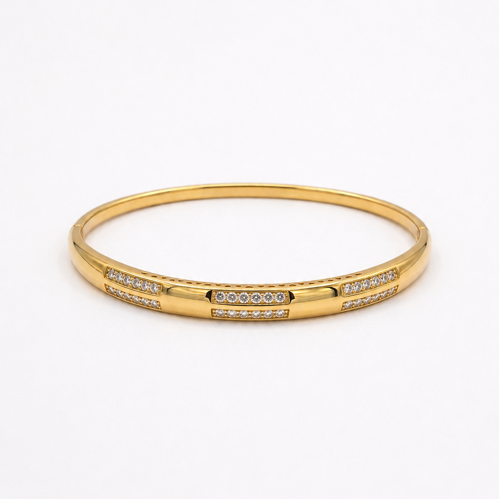 Syvra Bar Gold Bangle Bracelet