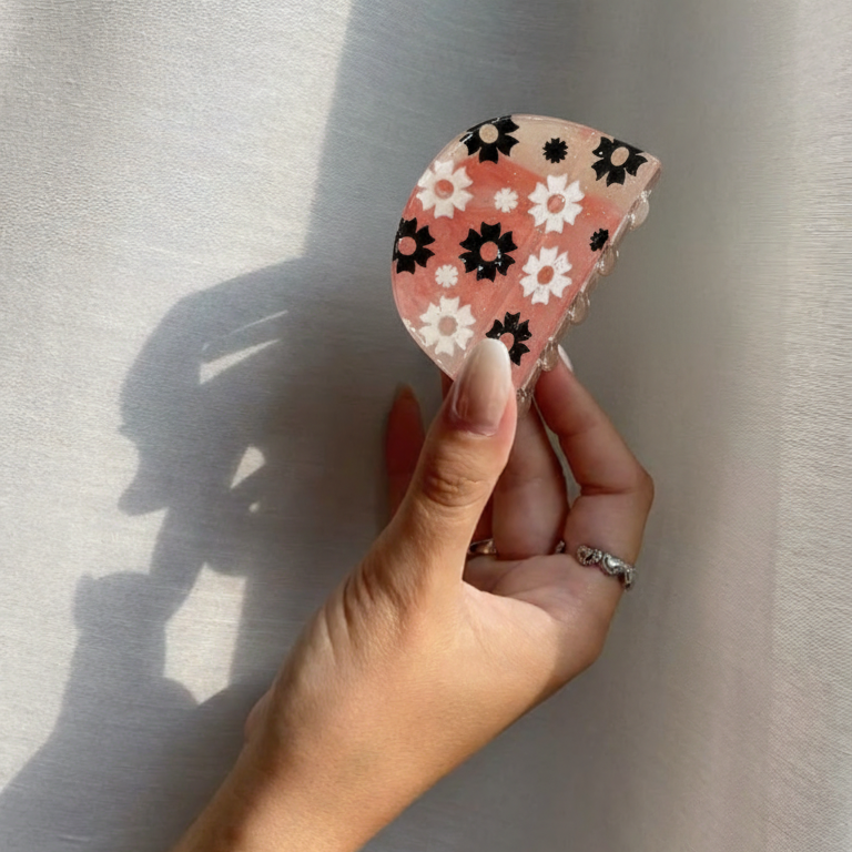 Veya Floral Claw Clip