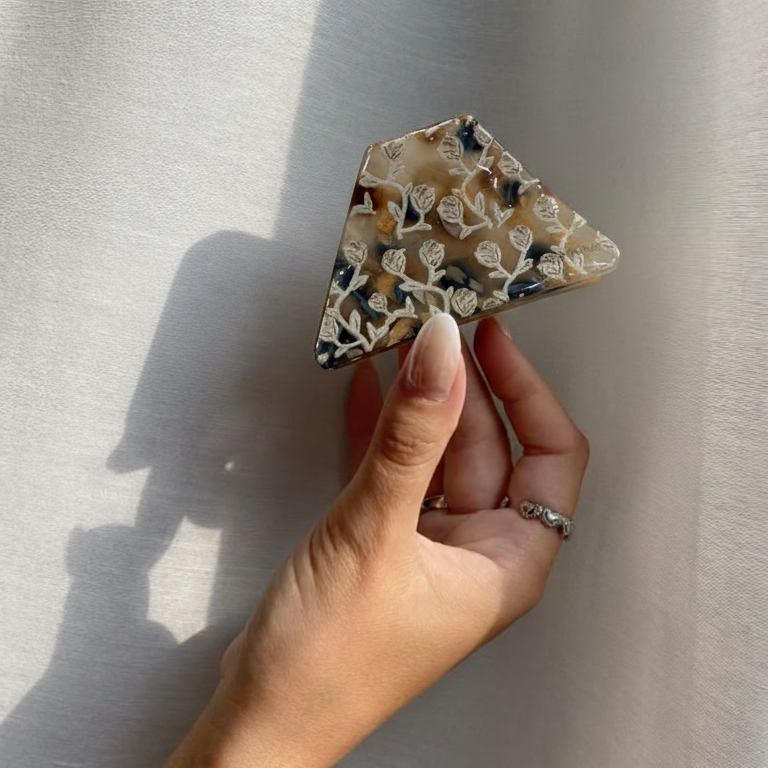 Viona Floral Claw Clip