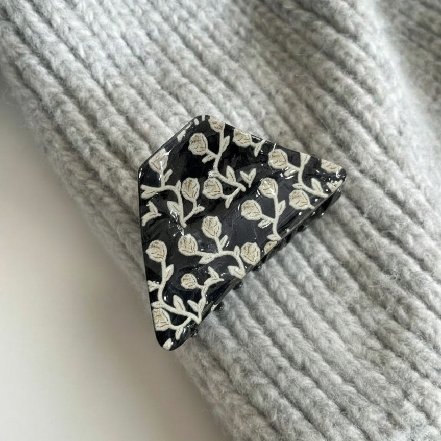 Lilou Floral Claw Clip