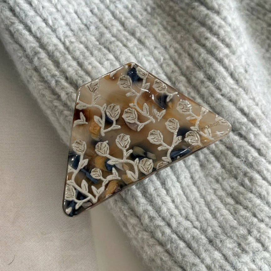 Viona Floral Claw Clip