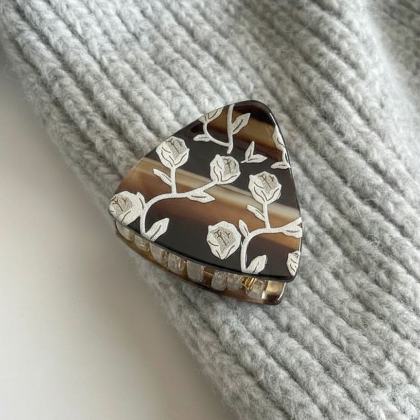 Aris Floral Claw Clip