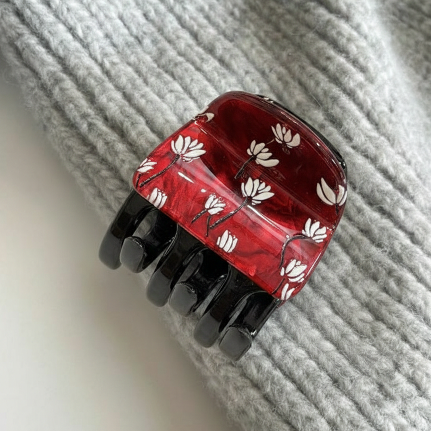 Eira Floral Claw Clip