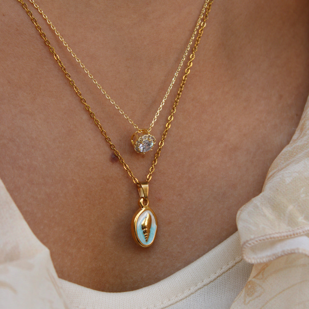 Isla Round Halo CZ Pendant Necklace