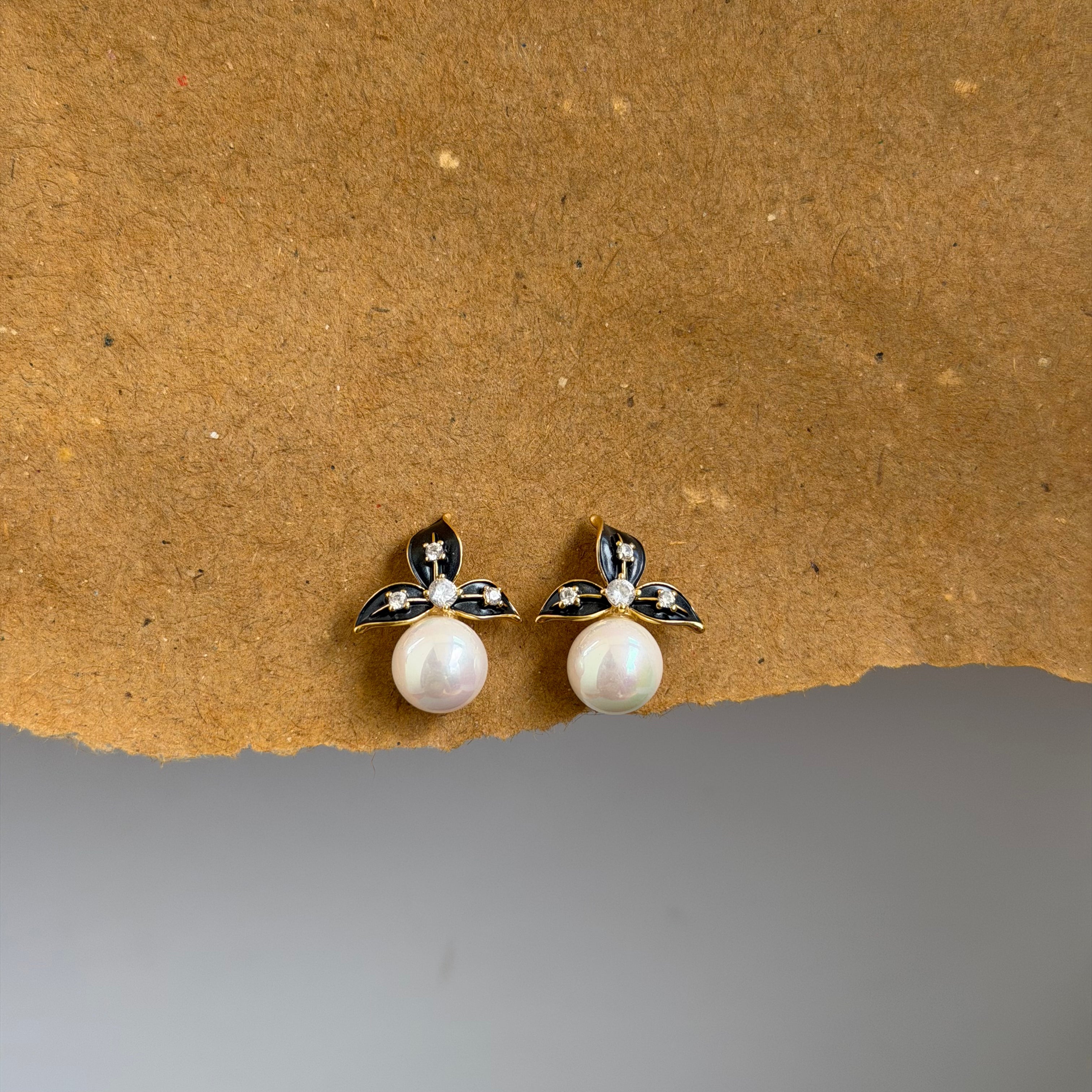 Xenia Black Floral Pearl Earrings