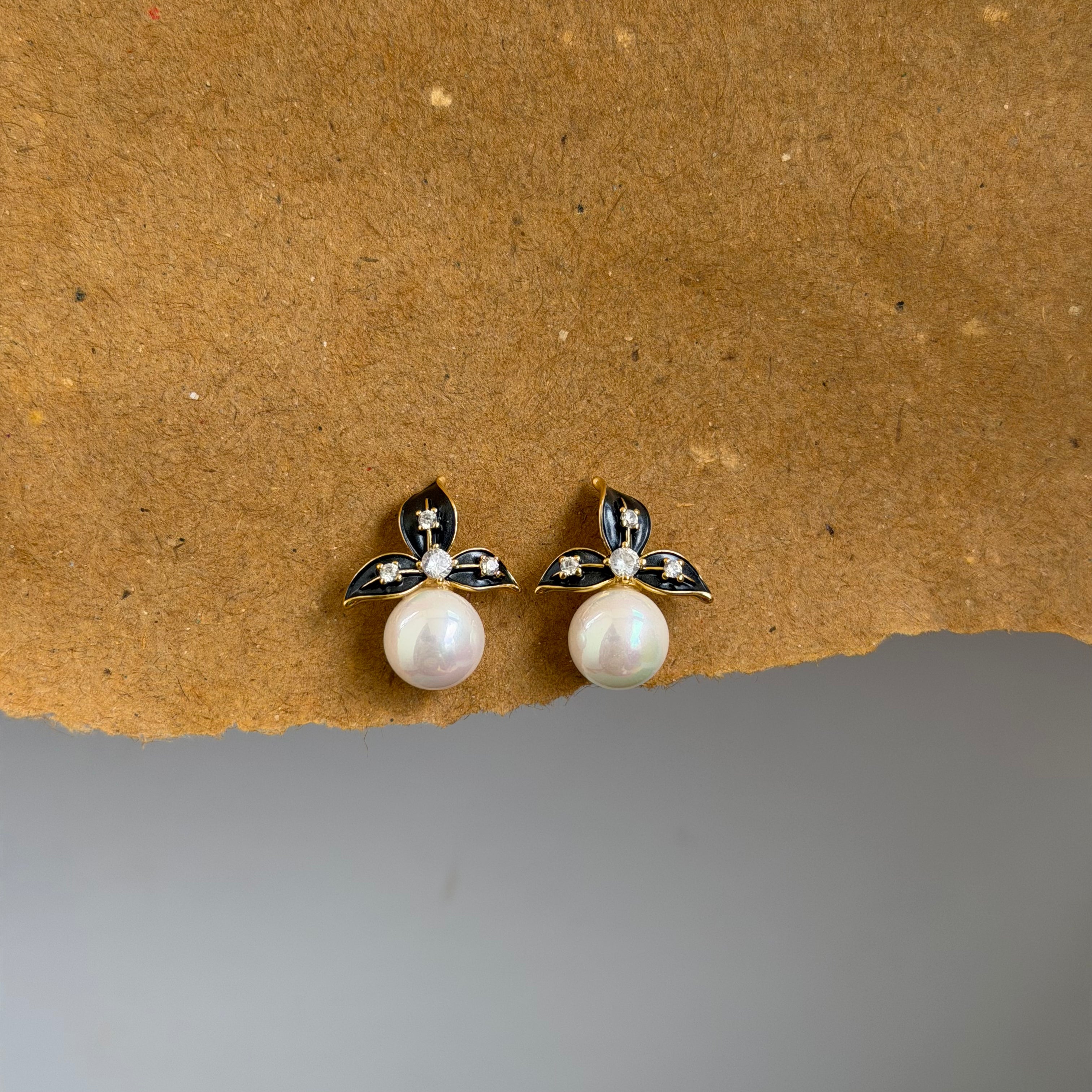 Xenia Black Floral Pearl Earrings