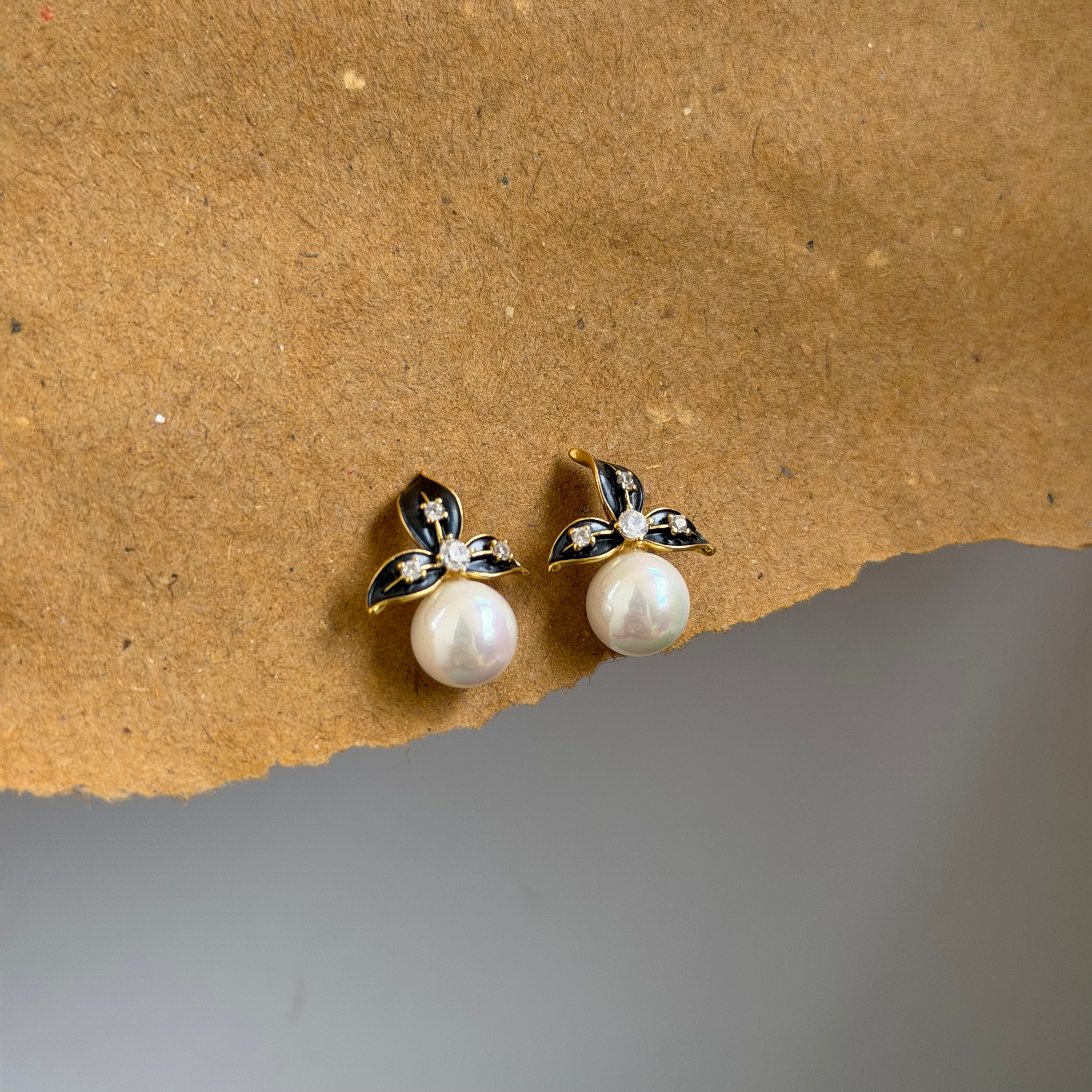 Xenia Black Floral Pearl Earrings